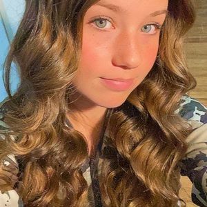 Meet your Posher, Bailey